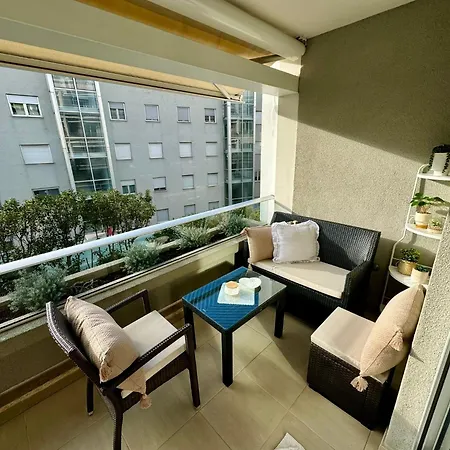 Cecilia Apartment
