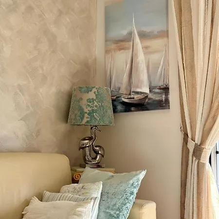 Cecilia Holiday Apartment, Private Parking Included * Split