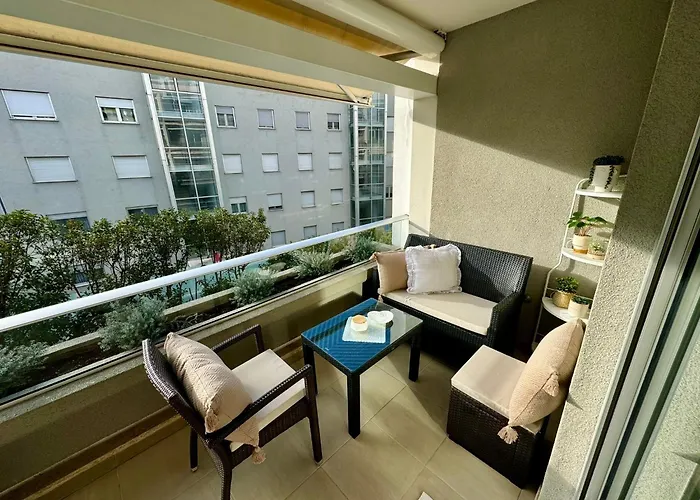 Cecilia Apartment, Private Parking Included 公寓