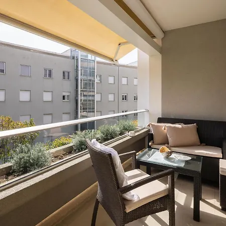 Cecilia Apartment, Private Parking Included Апартаменты
